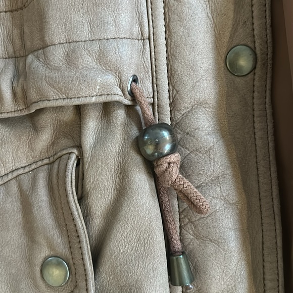 Vintage women's Boundary Waters Genuine Leather coat size M - Picture 3 of 5